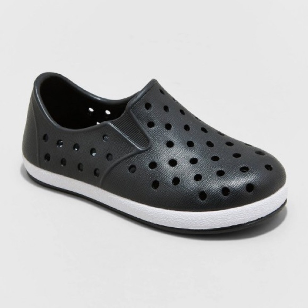 Cat & Jack Black Toddler Jese Slip-On Water
Shoes